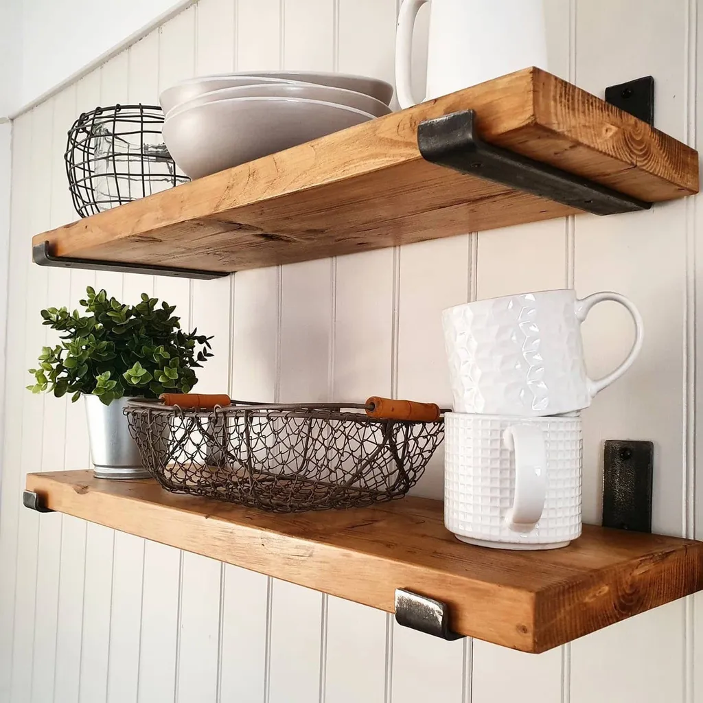Wooden shelves photo 1