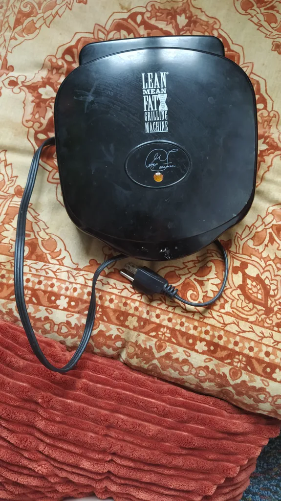 Grilling machine, low -fat cooking  photo 1