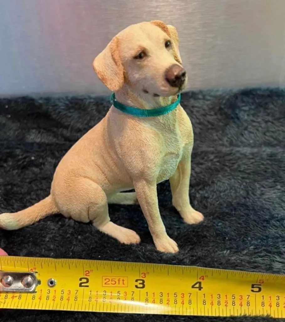 Miniature Yellow Animal Labrador Retriever Dog Model photo 1