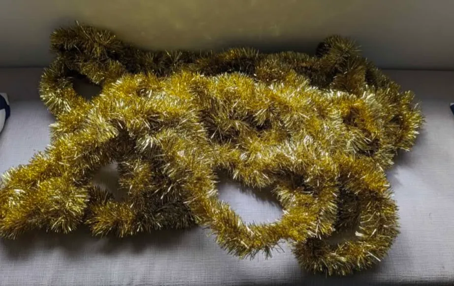 Gold Christmas Garland  photo 1