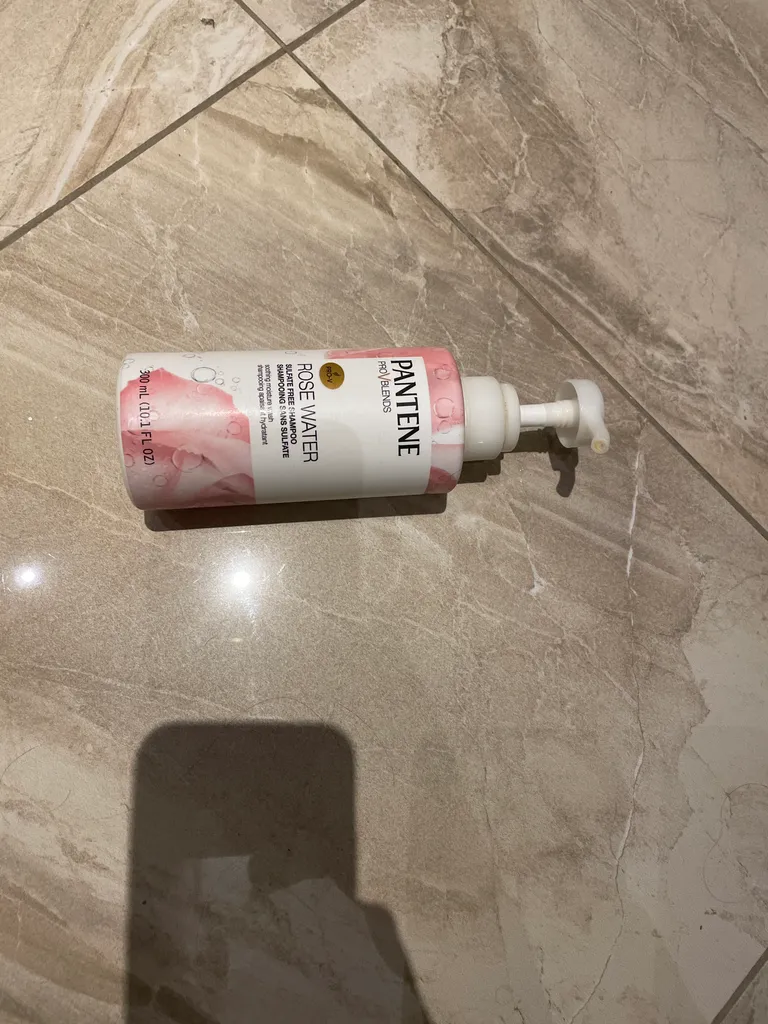 Pantene rose water shampoo photo 1