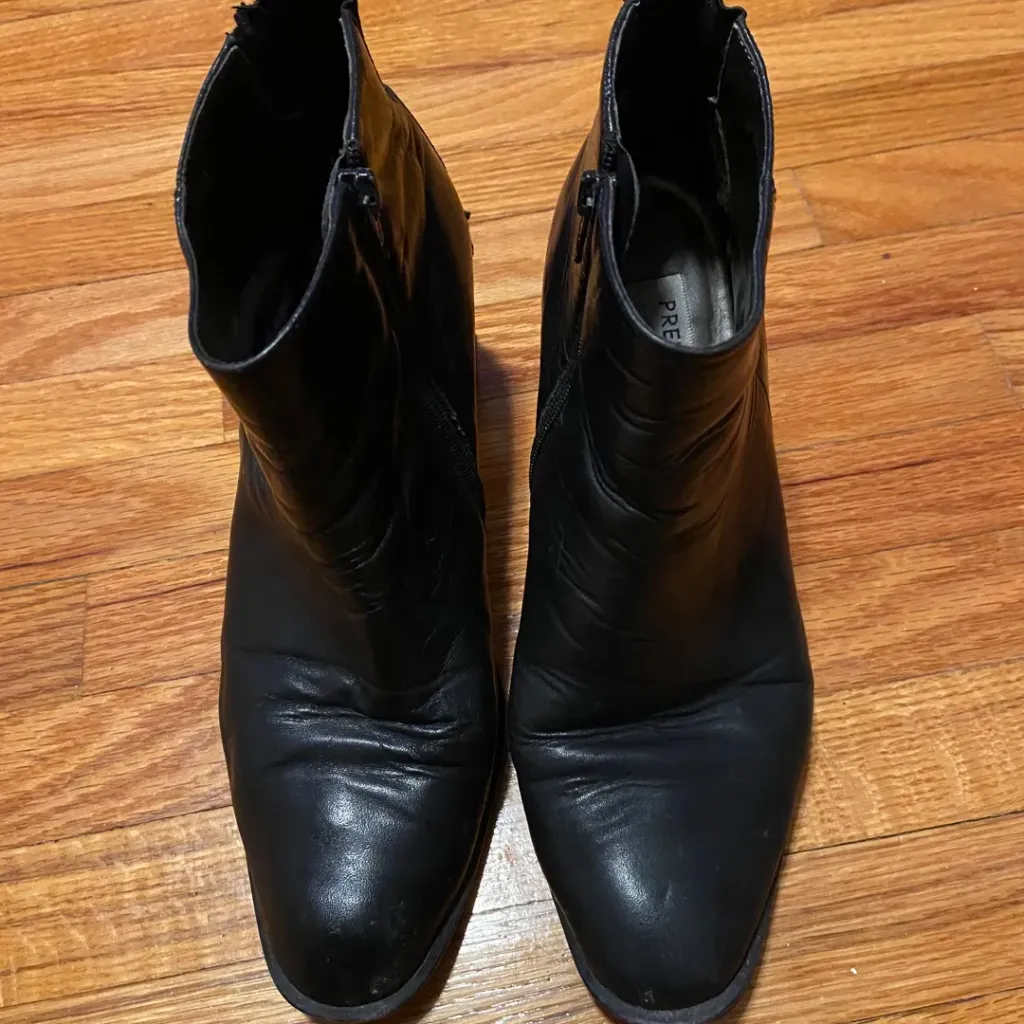 90's Leather Ankle Boots, Size 7.5 photo 1