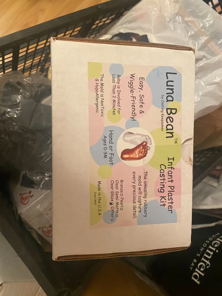 Baby feet plaster kit. photo 1