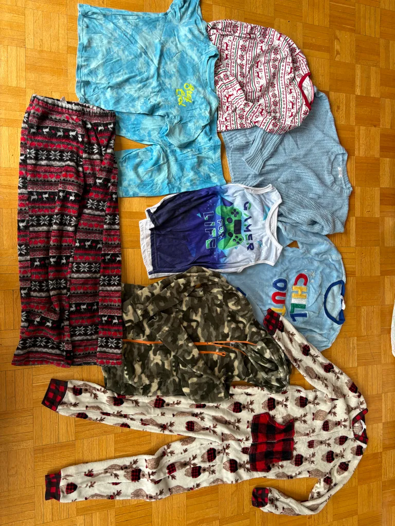 Kids clothes size 10-12 photo 1