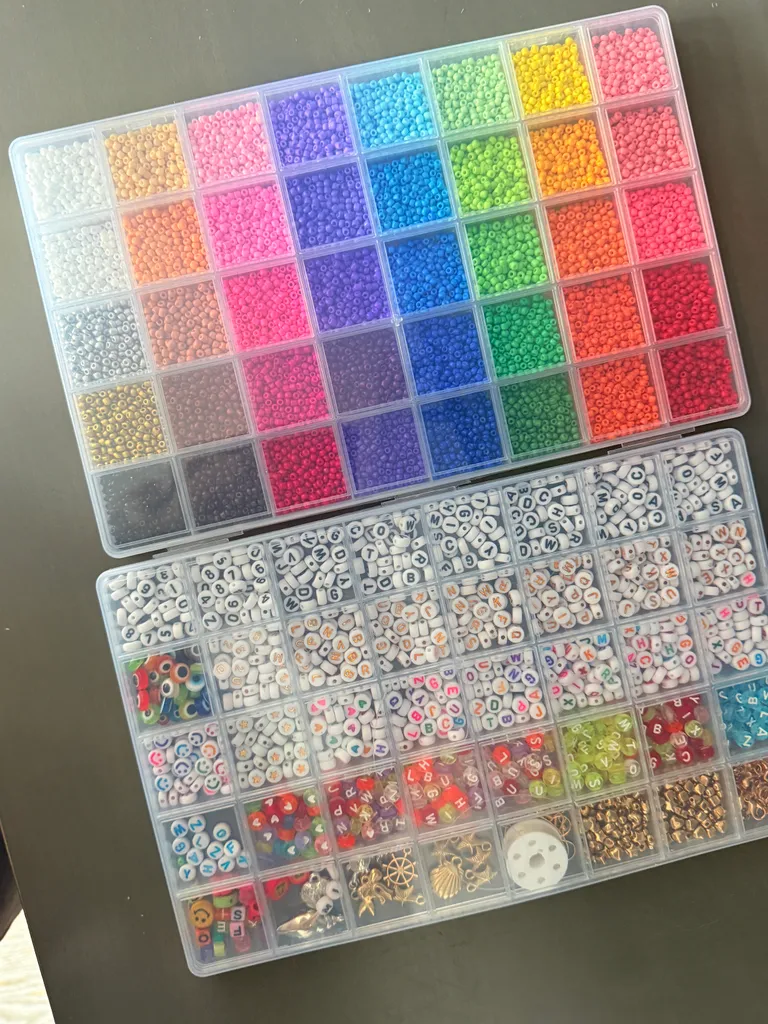 Friendship bracelet beads and charms  photo 1