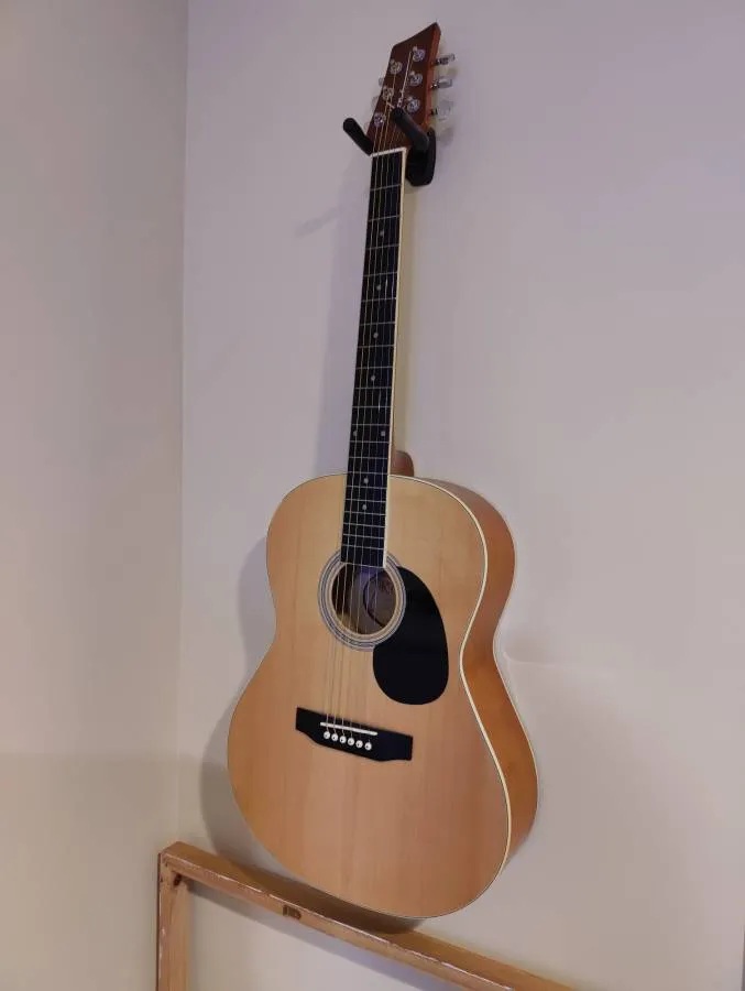 Kona Acoustic Guitar photo 1
