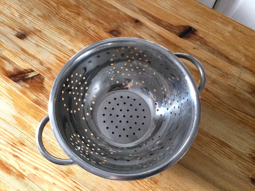 Colander photo 1