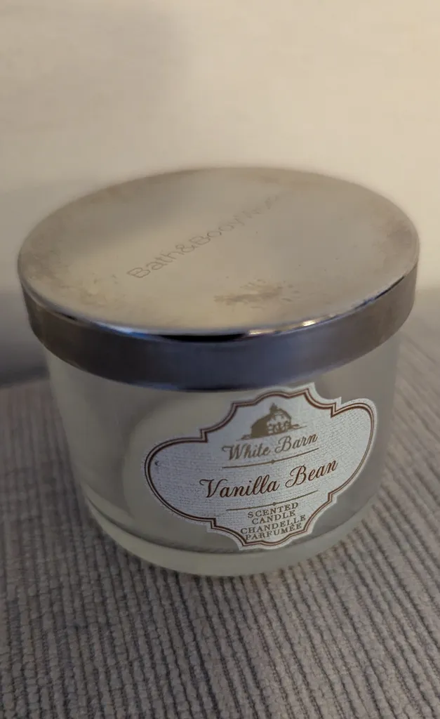 Bath & Body Works Small Empty Candle photo 1