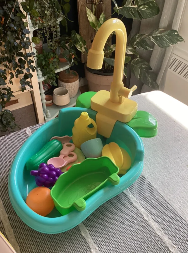 Plastic Toy Sink photo 1