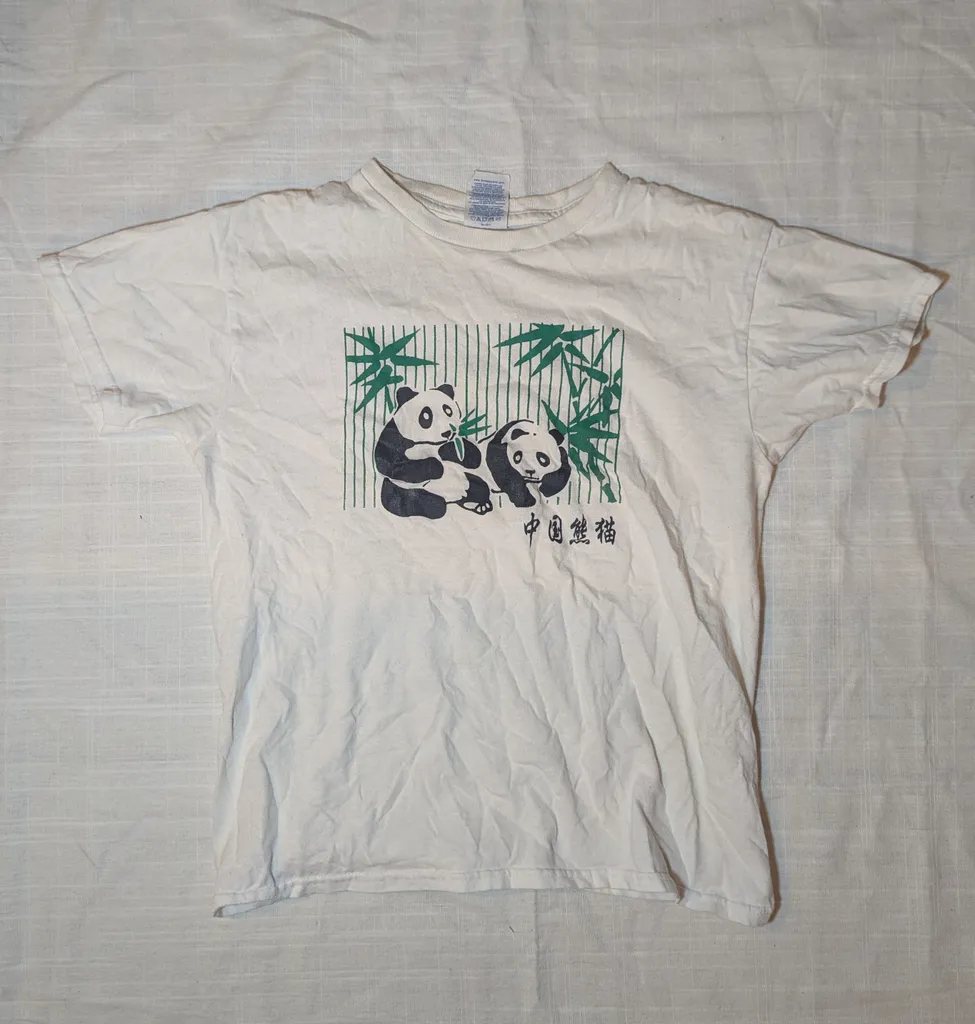 Panda tee photo 1