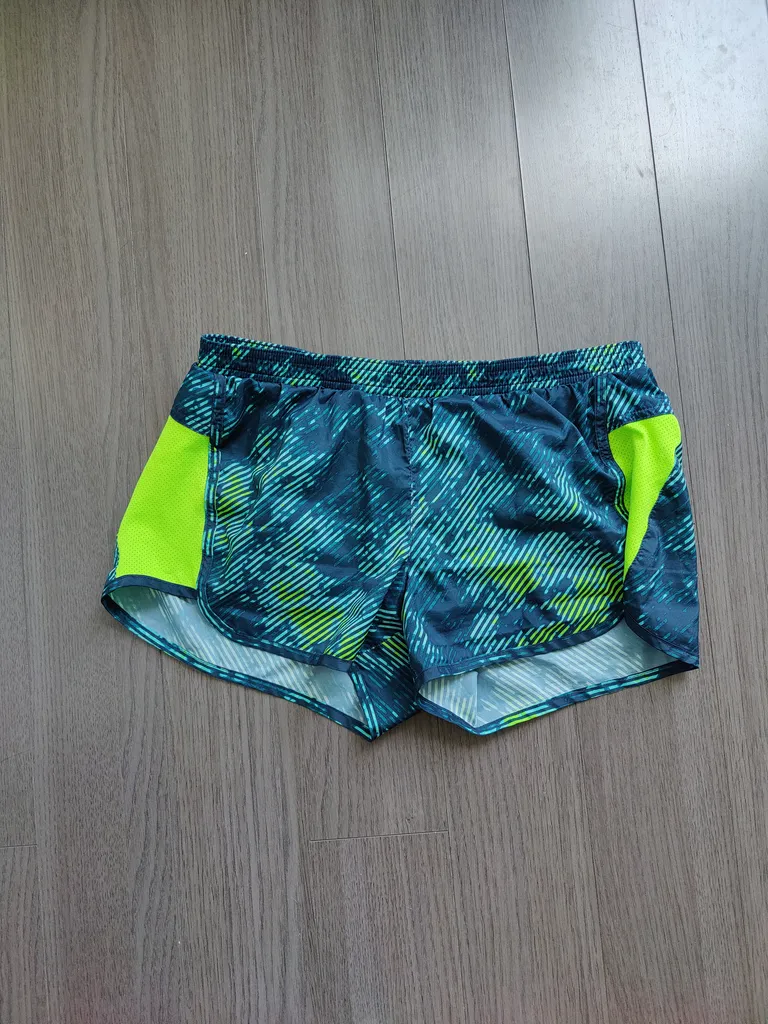 Running shorts size S photo 1