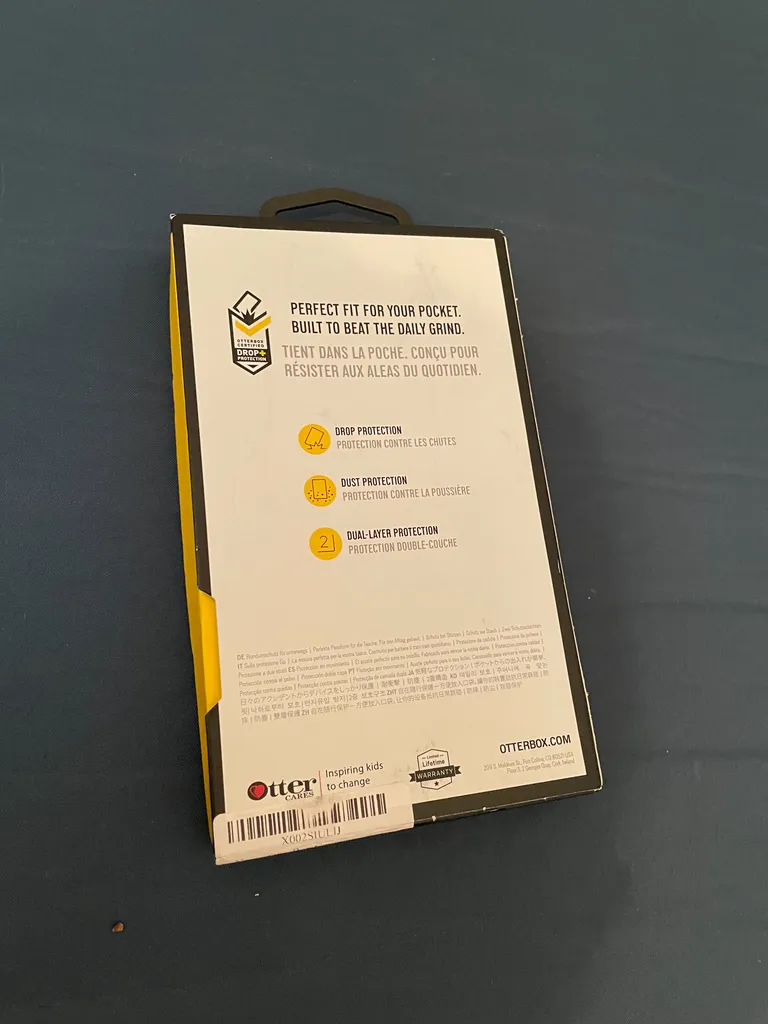 iphone X otterbox black photo 1