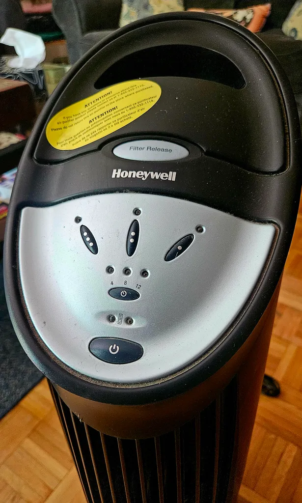Honeywell air purifier photo 1