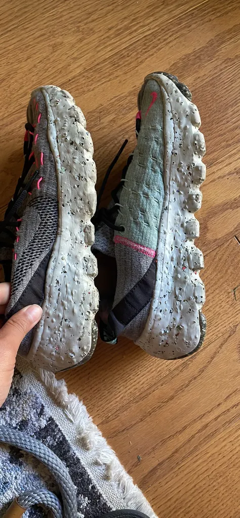 Nike recycled material women size 8 photo 1