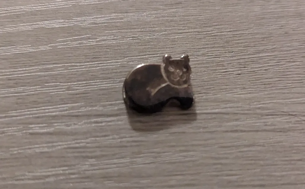 Silver Tone Cat Charm  photo 1