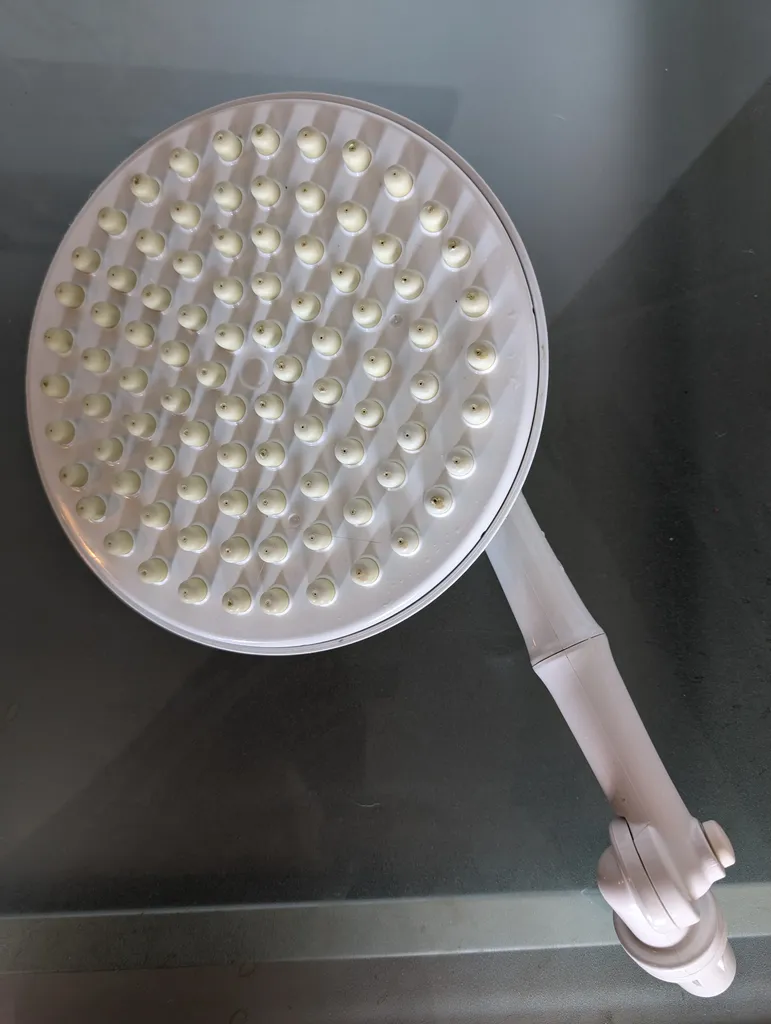 Showerhead photo 1