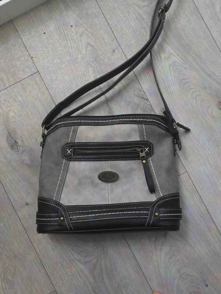 Leather Crossbody Bag photo 1