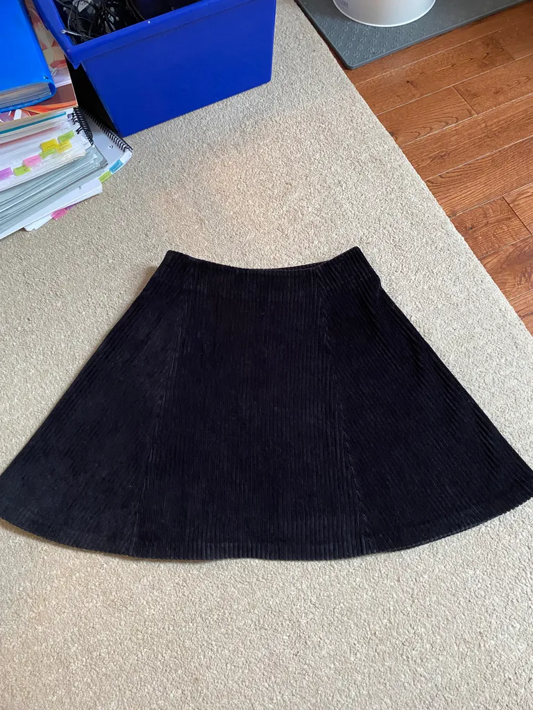 Skirt photo 1