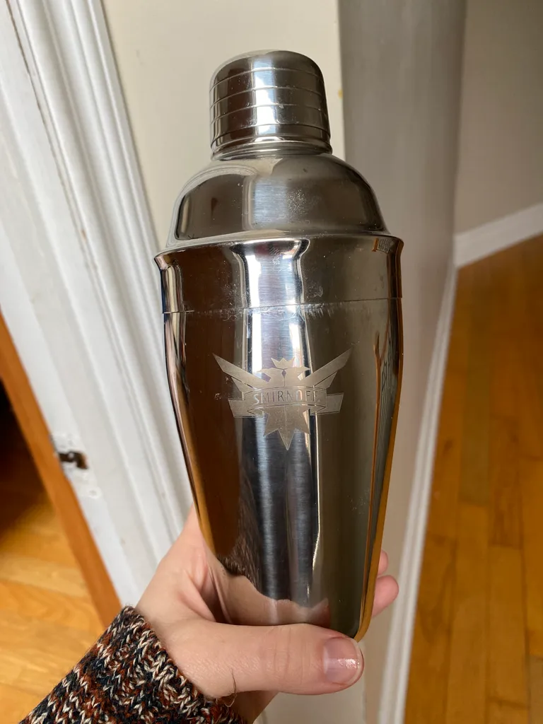 Cocktail shaker photo 1