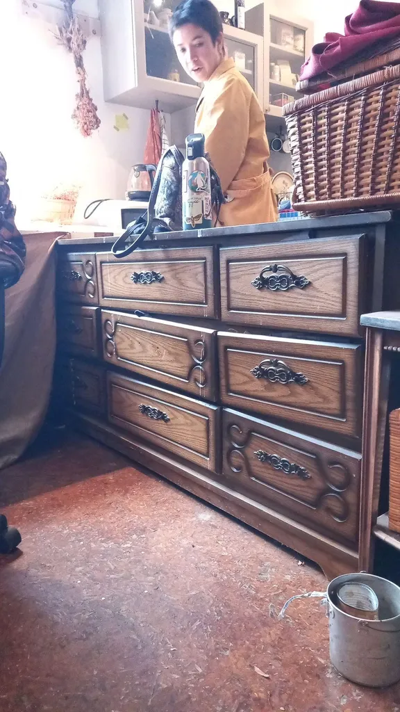 large low cabinet photo 1