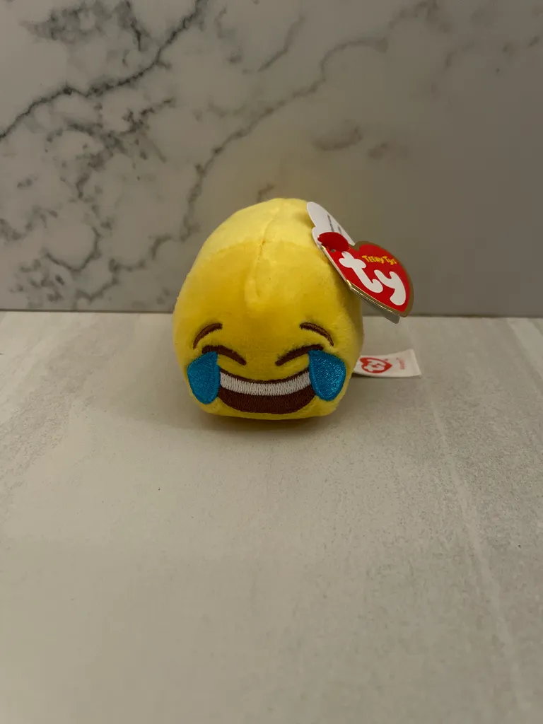 BNWT TY happy stackable photo 1