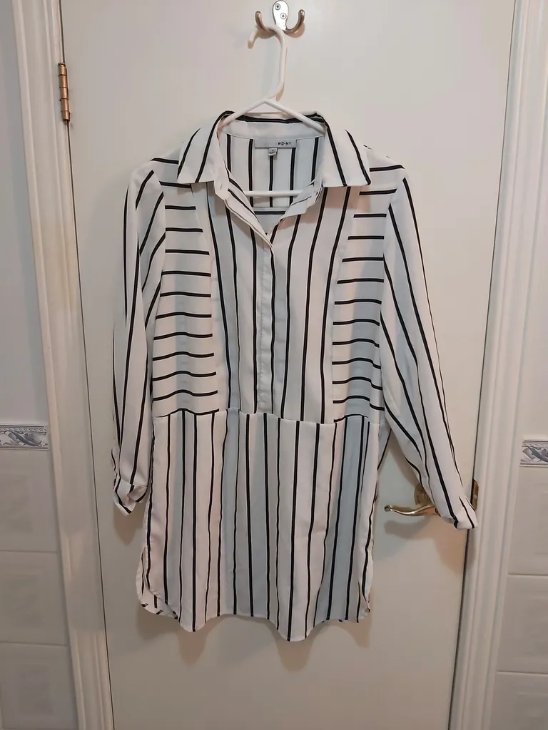 WD NY white tunic with black stripes photo 1