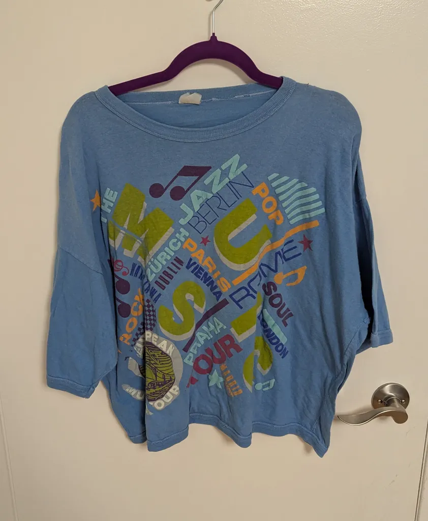 Vintage Blue Graphic Music Shirt - Size Medium photo 1