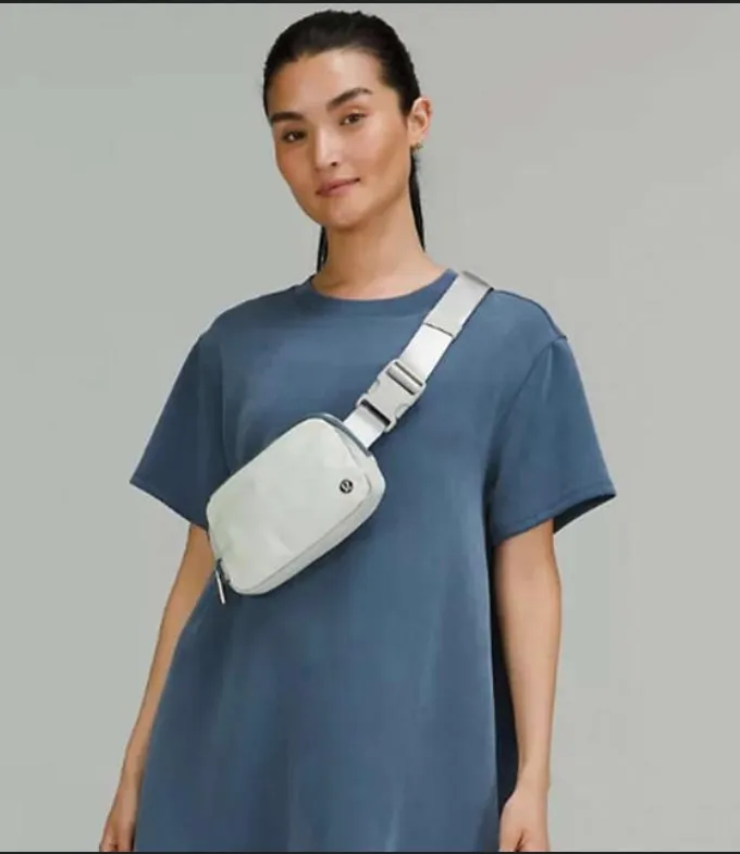 Lululemon belt bag photo 1