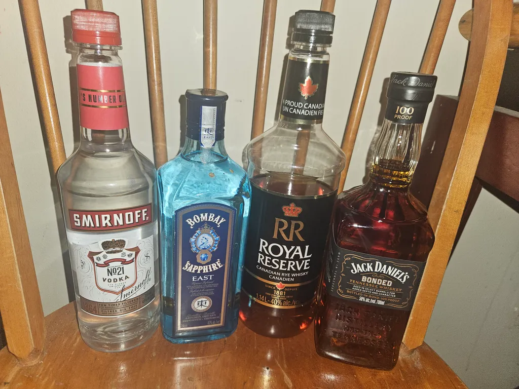 ALCOHOL AVAILABLE  photo 1