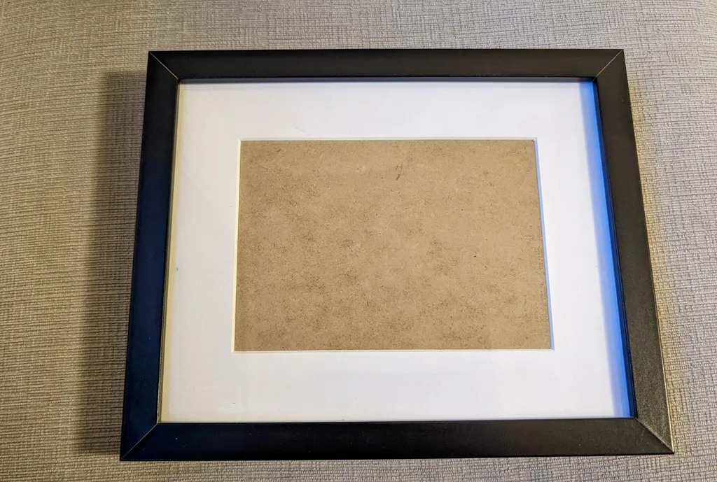 Black Frame  photo 1