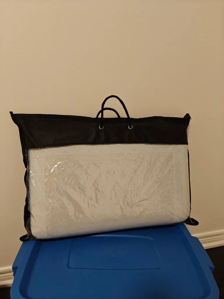 Memory foam pillow  photo 1