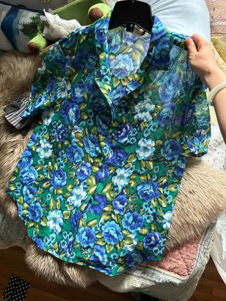 Chiffon button up photo 1