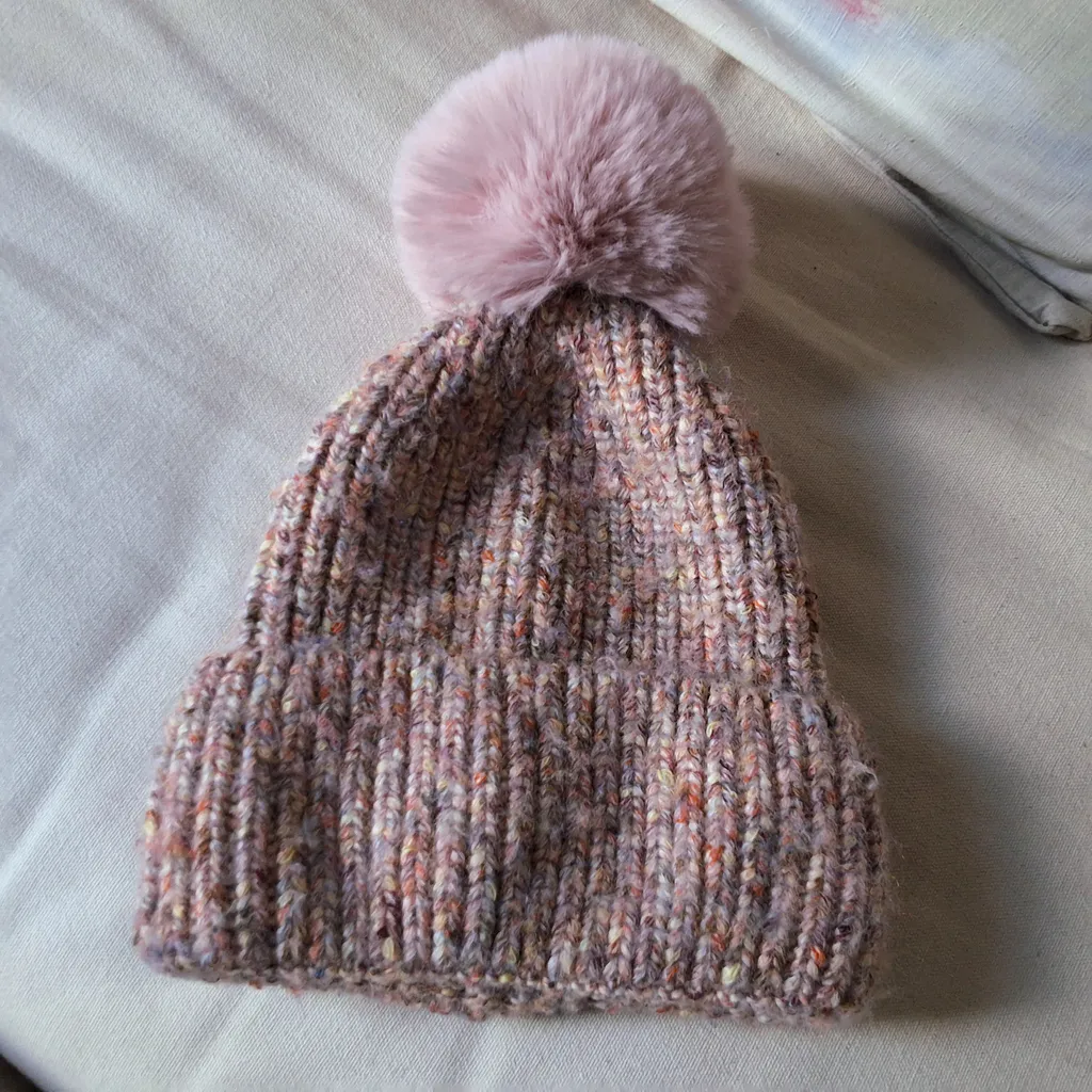 [On hold] Super Warm and Soft Beanie w Alpaca & Wool photo 1