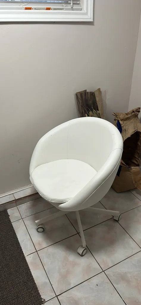 SKRUVSTA swivel ikea chair  photo 1