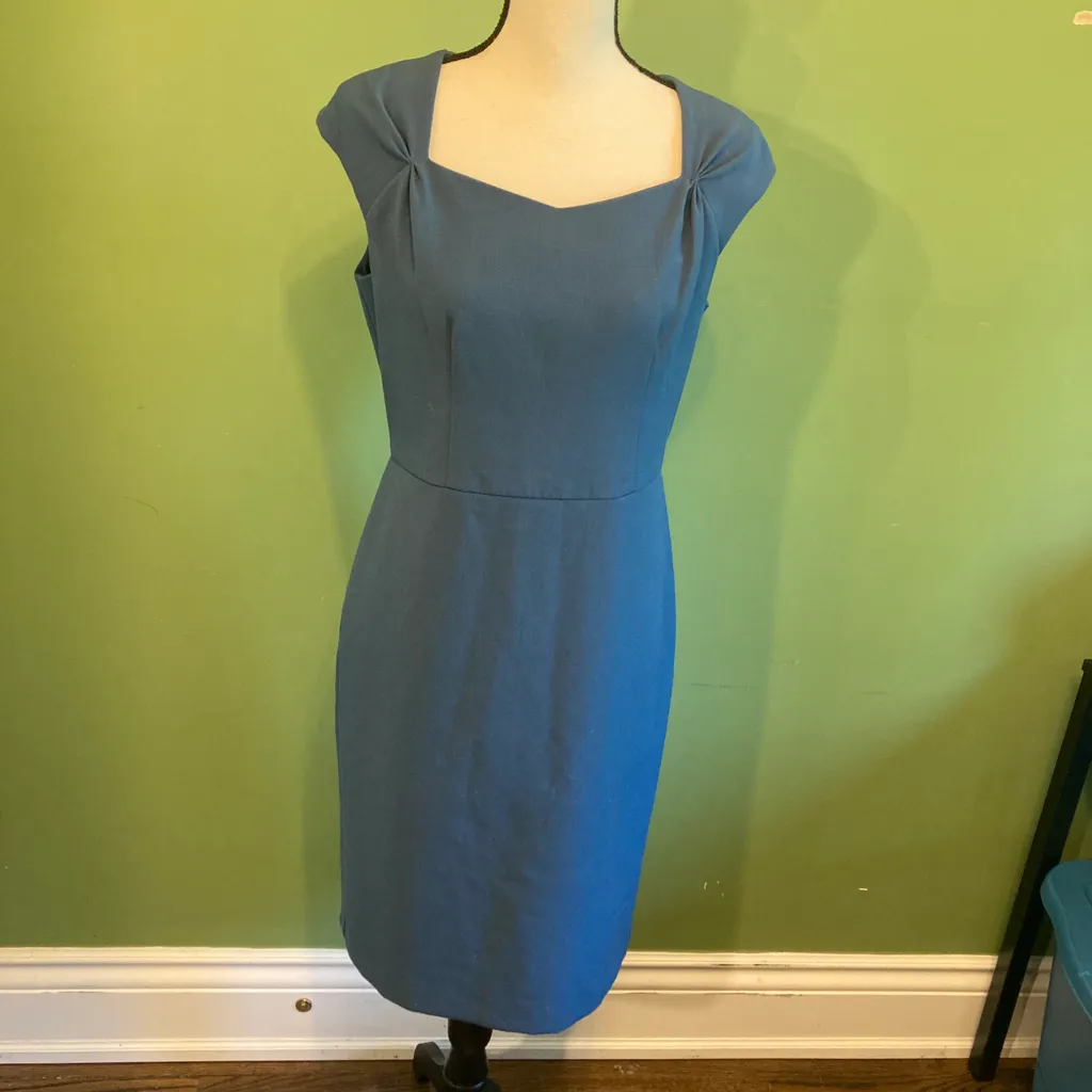 Office workwear dress photo 1