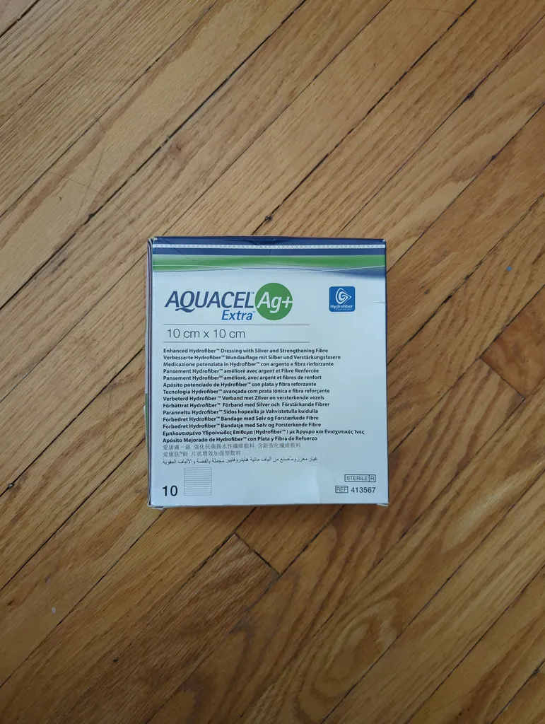 AQUACEL Ag+ Extra Dressing photo 1