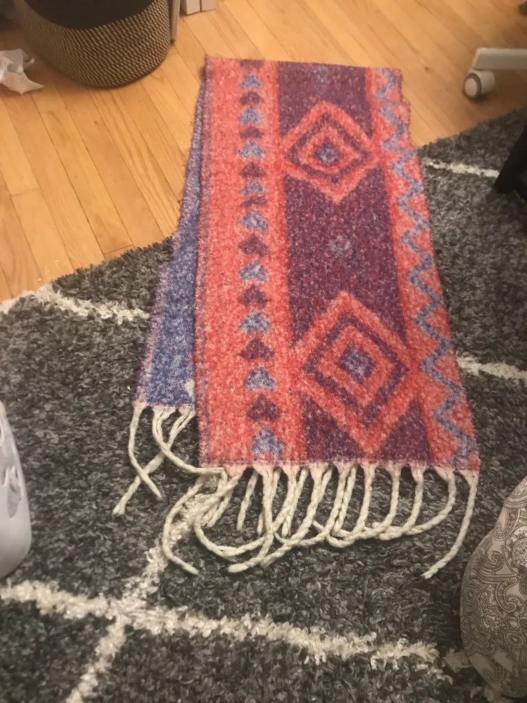 huge scarf  photo 1