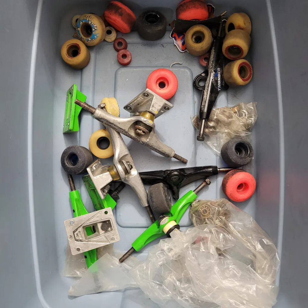 🆓 Skateboard parts   photo 1