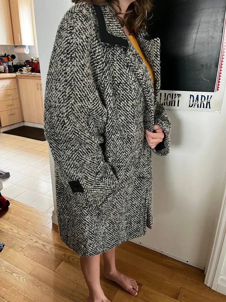 Vintage wool coat, made in Canada photo 1