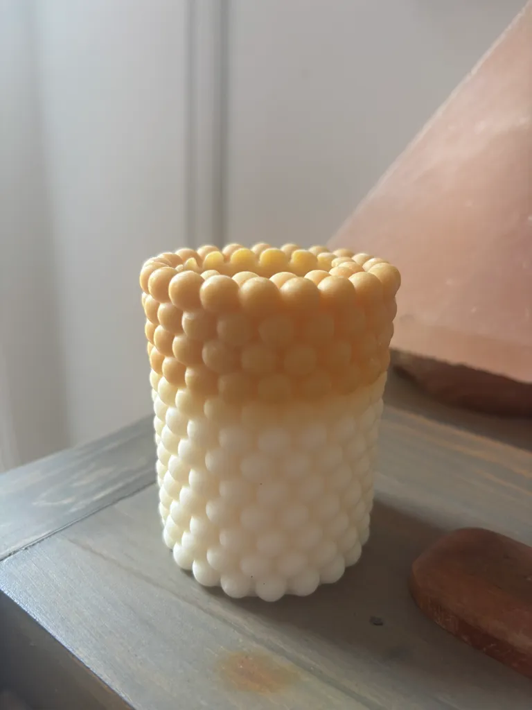 Beewax candle  photo 1
