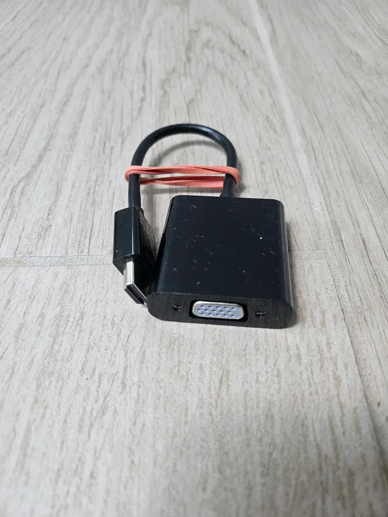 HDMI to VGA adapter photo 1
