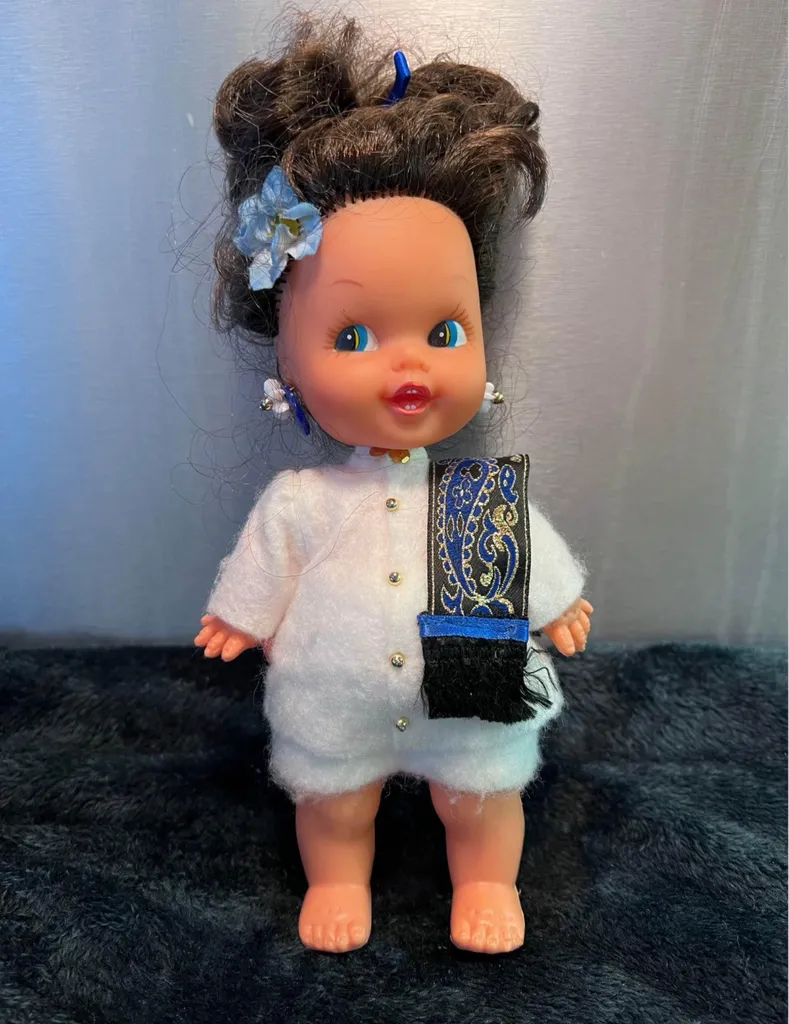 Rare Vintage International Dressed Doll photo 1