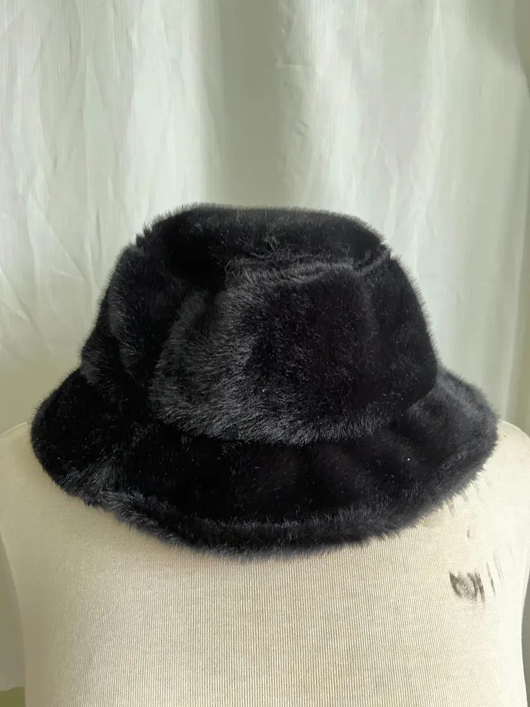 Fuzzy black bucket hat photo 1