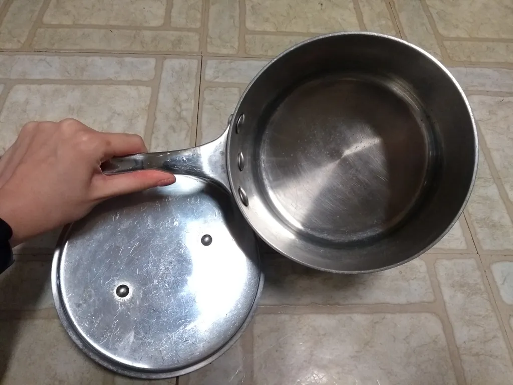 Martha Stewart pot  photo 1