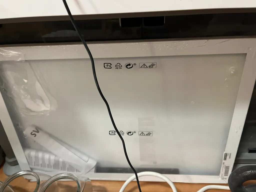 IKEA magnetic board  photo 1