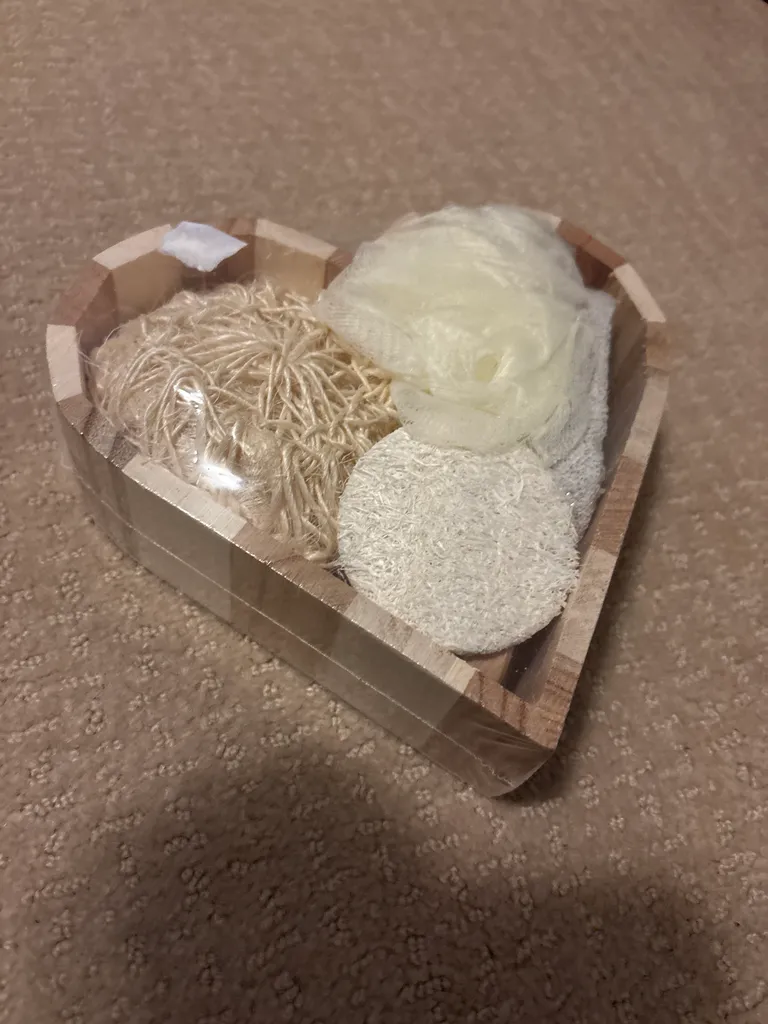 Body care set (loofah, pumice stone etc)  photo 1