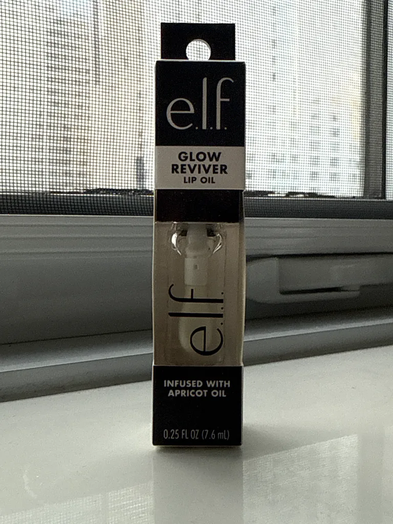 elf Glow Reviver Lip Oil photo 1
