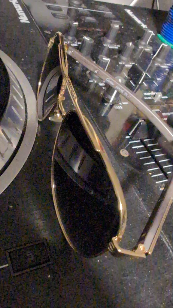Cartier sunglasses  photo 1