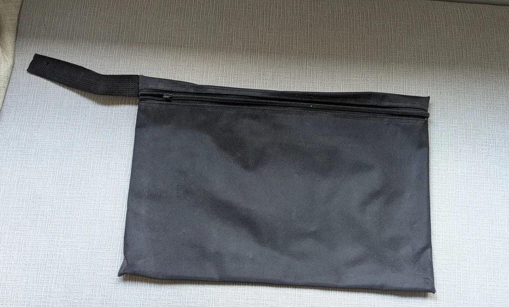 Trimark Europlus Fund Black Zipper Folder  photo 1