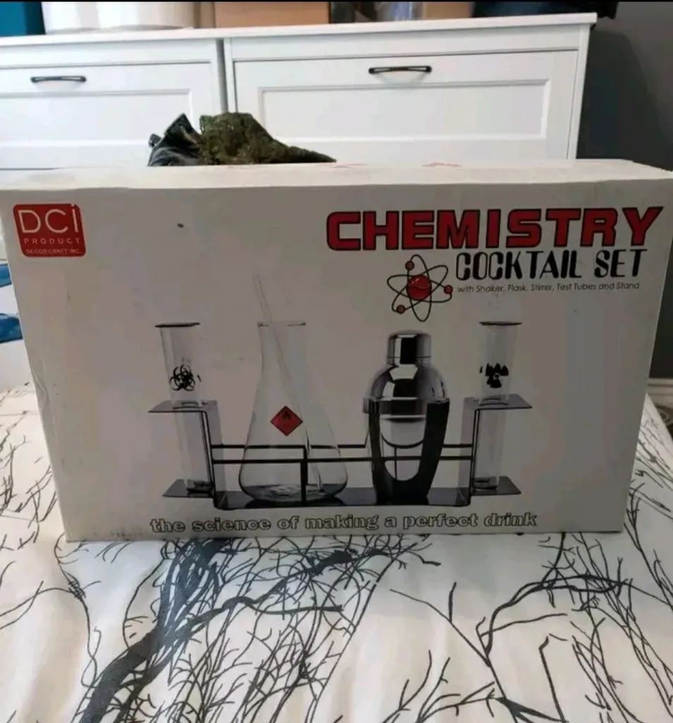 Chemistry Cocktail Set photo 1